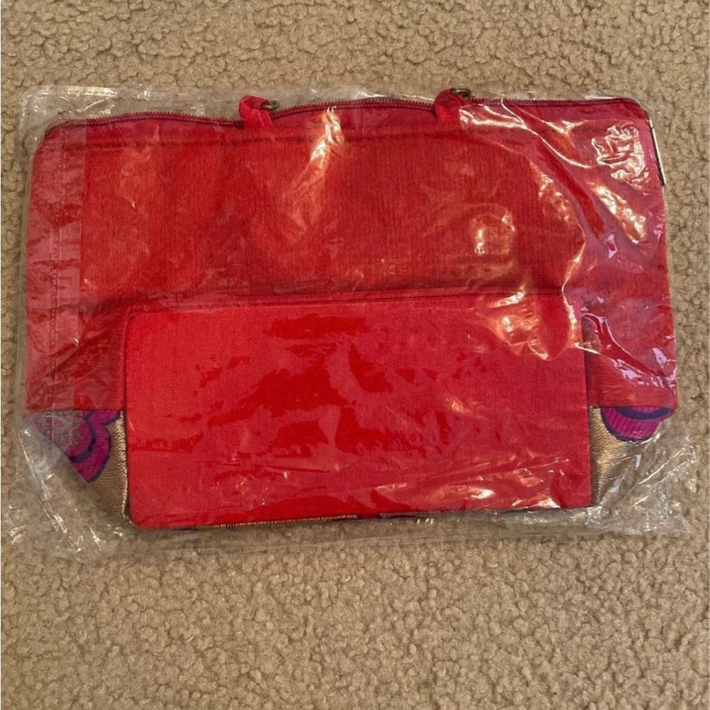 Purse - Picture 2 of 6